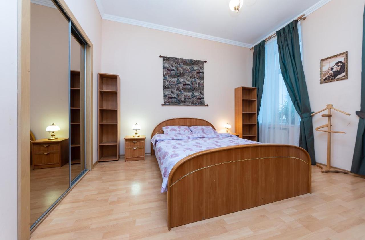 Apartamenty Sofia Kiev Esterno foto